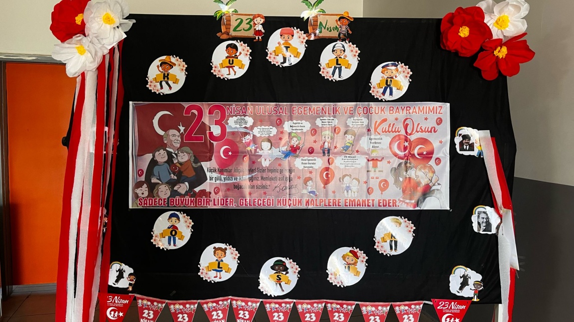 YAŞASIN 23 NİSAN !